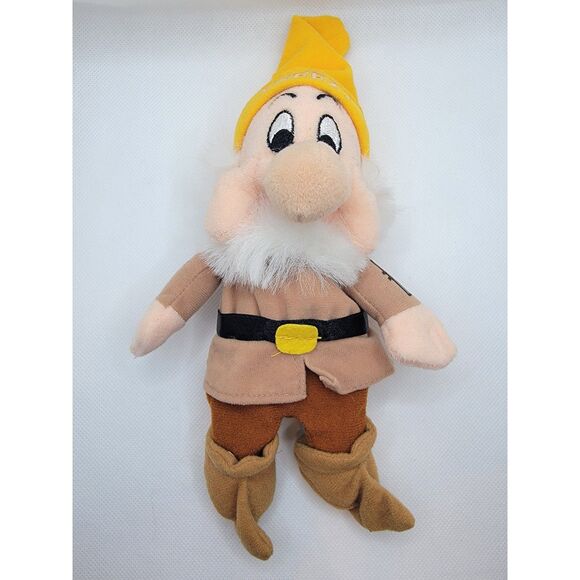 Disney Sneezy Snow White and the Seven Dwarfs 6" Bean Bag Plush - Picture 1 of 2